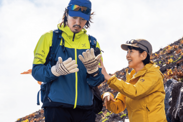 富士登山プロジェクトを引き継いだ進也さん。映画では俳優・若葉竜也が「真太郎」を演じ、進也さんも登山指導などで現場をサポート((C)2025「てっぺんの向こうに