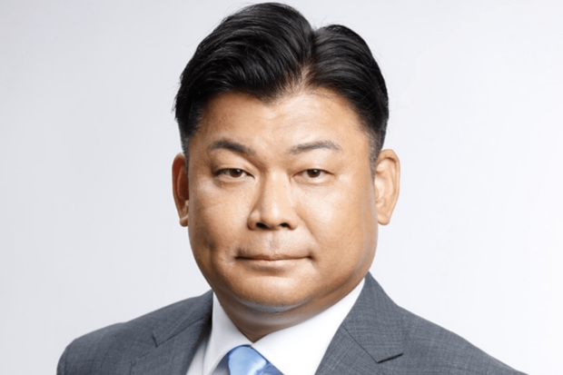 立憲民主党のやなぎや東三楼氏（公式サイトより）