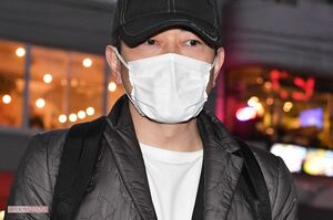 '20年、直撃取材を受ける宮迫博之