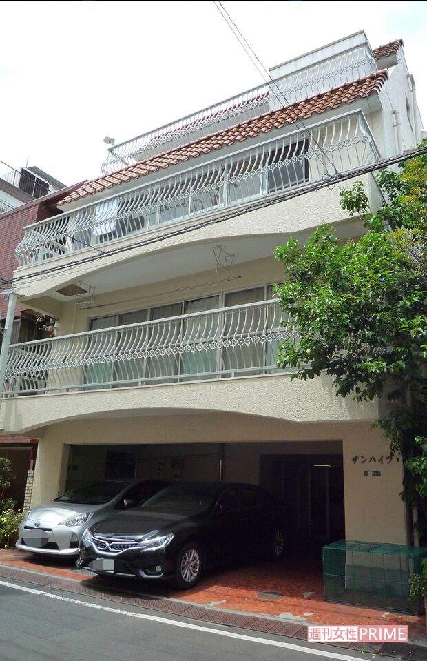 事件現場となった麻衣さんの自宅マンション