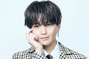 『FANTASTICS』八木勇征　撮影/廣瀬靖士、ヘアメイク/福田翠（Luana）、スタイリング/中瀬拓外