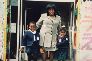 茨城で“地元の子”として過ごした兄とティファニーさん。今は茨城弁を忘れてしまった