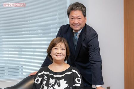 姉弟現在の姿。共に元気で過ごしていきたいと、今でもお互いへの思いやりを欠かさない　撮影／佐藤靖彦