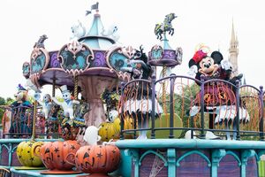 東京ディズニーランドのパレードの様子　（c）Disney