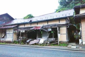 佐藤容疑者の実家はボロボロで……