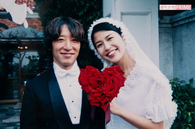 27歳のときに結婚。東京・代官山でレストランウエディング。ブーケは妹・実穂さんの手作り