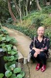 「街中ケモ坊主チャレンジ」と名付け、屋外で撮影した脱毛姿の写真をSNSで公開した。「ケモ」は英語のケモセラピー(化学療法)から(写真協力/KanaKondo)