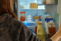 “おうちごはん”、備えたストック食材で健康被害も「やってはいけない食品保存術」