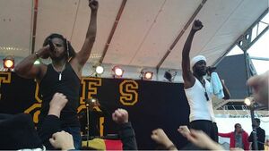  ［写真］クルギは東京外大学祭のほか、東京、仙台、沖縄でもライブ、ワークショップ、シンポジウムを行った。撮影／金子清文