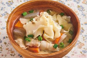 ハナビラタケ通販の生鮮ハナビラタケ　撮影／山田智絵