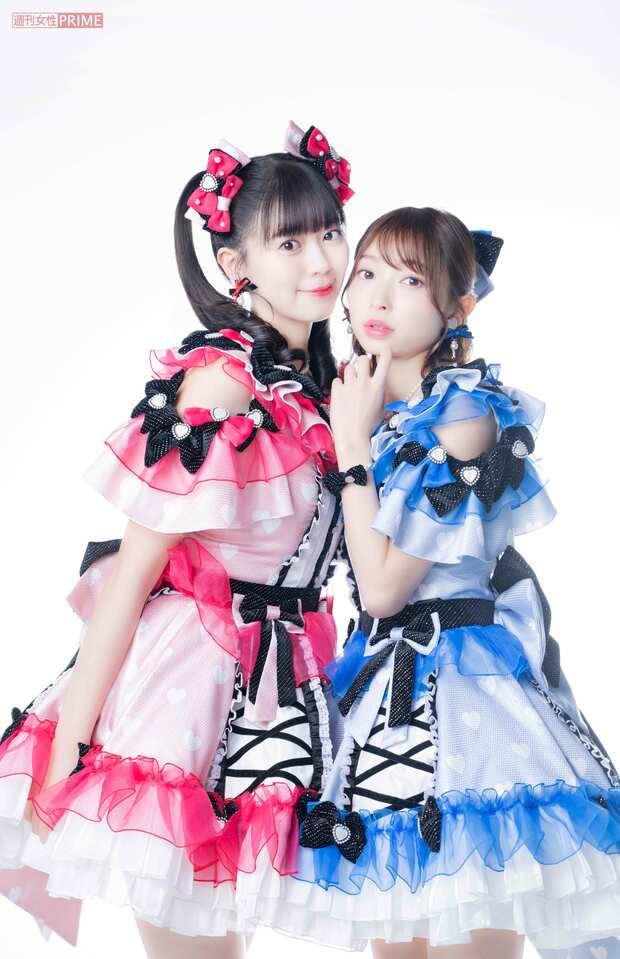 左から坂井仁香、辻野かなみ　撮影/北村史成