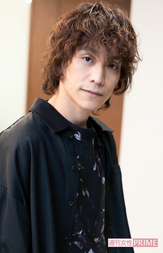 平間壮一（31）　撮影／高梨俊浩　スタイリング／吉本知嗣　ヘアメイク／Emiy（エミー）