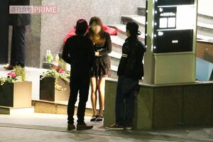 2012年12月、赤西礼保の誕生日に駆けつけた錦戸亮