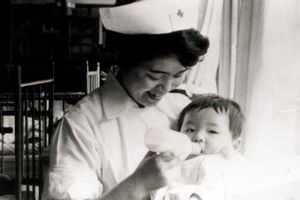 小児病棟での新人時代。時につらい看取りも体験しながら、多くの子どもたちを癒した