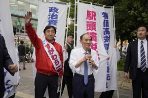 10月の衆院選では、応援演説のため全国を回った菅氏だが、体調不安が指摘された（菅義偉氏のXより）