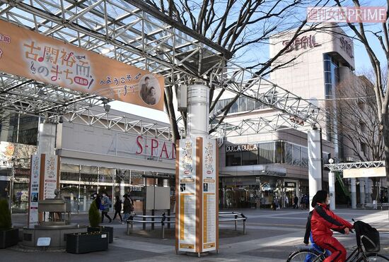 2月13日の地震から10日が経過したJR福島駅前の様子 撮影/ウネリウネラ