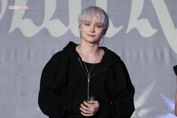 ほほえむTOMORROWXTOGETHERのHUENINGKAI