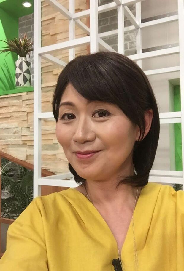 ウィッグを着用して番組に臨んだ恩田千佐子アナ（本人提供）