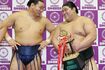 元・伯桜鵬の伯乃富士（伊勢ヶ濱部屋）まだ髷もないのに技能賞を獲得、出世の早さが窺える（共同通信）