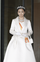 20歳の誕生日に、ローブデコルテ姿で天皇、皇后両陛下（現在の上皇ご夫妻）への挨拶を（2024年12月29日）