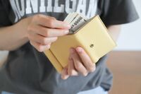 “億女”が教える「貯まる財布」の作り方!秘訣は「カードは2枚のみ」「小銭は入れない」こと、“ミニマム…