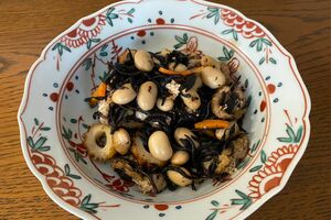 奥さま特製「ひじきと大豆の煮物」