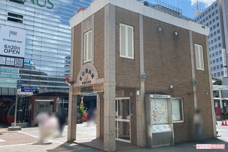 容疑者が出頭した横浜駅西口交番