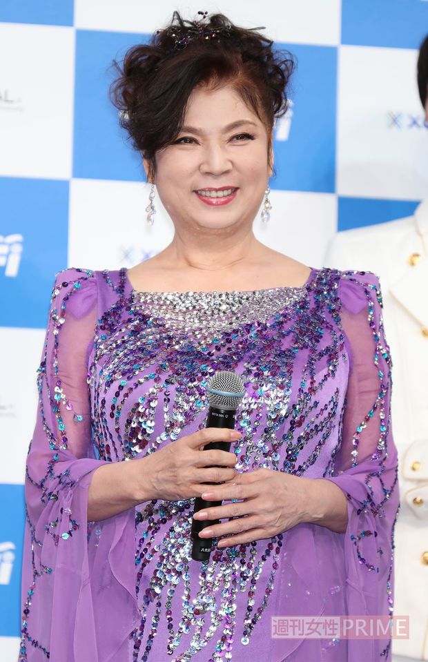 27年の結婚生活の終わりに夫は、「50周年を迎えた彼女を、いちファンとして見させてください」