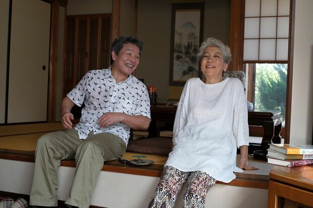 （C）2020「感謝離ずっと一緒に」製作委員会　（C）河崎啓一/双葉社