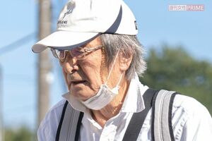 9月下旬、背筋をピンと伸ばし、ハッキリとした口調で直撃に応じた山崎努