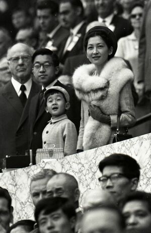'64年の東京五輪で当時4歳の陛下は、ご両親と競技会場で観戦された