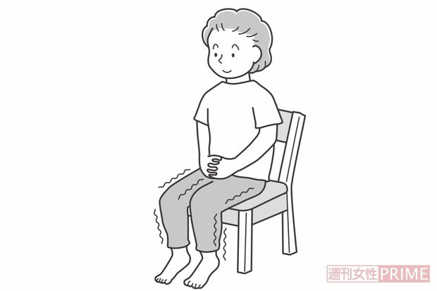 デスクワークの合間には、貧乏ゆすり！（イラスト／わたなべふみ）
