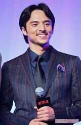 荒井トシ役の満島真之介、Netflix『全裸監督』ワールドプレミア（'19年7月）