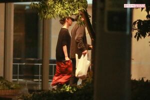 雨の中、お弁当を買って自宅マンションに帰宅した有森と片嶋監督(その4)