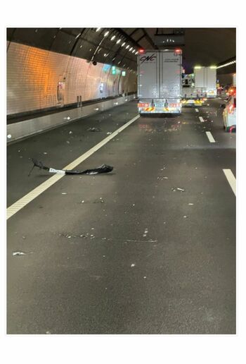 早くもネット上に拡散されている、広末涼子容疑者が起こしたと思われる事故現場の写真