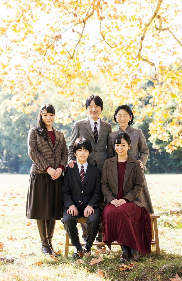 佳子さまは今年5月に就職され、悠仁さまは来年高校生に（'20年11月・赤坂御用地）