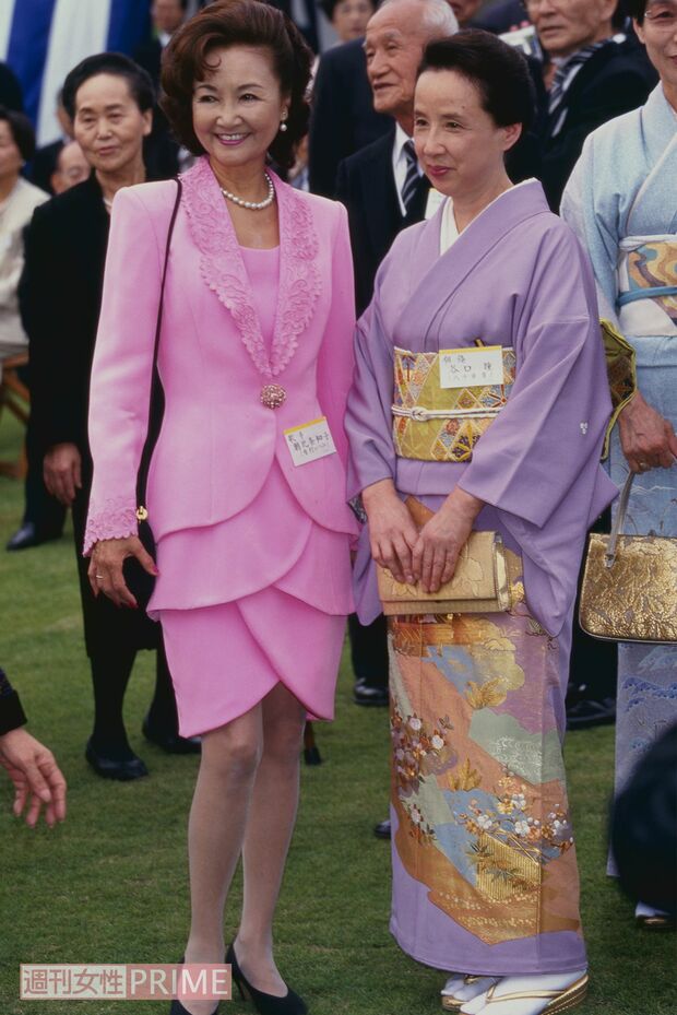 1998年10月、秋の園遊会にて。雪村いづみと