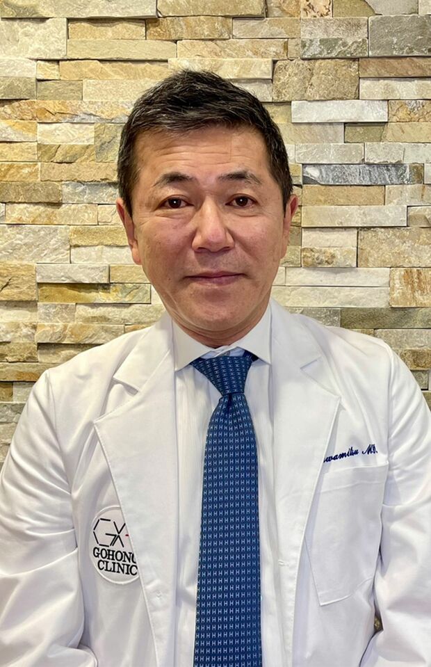 桑満おさむ先生●五本木クリニック院長。ニセ医学バスターとして、テレビや雑誌でも活躍中。著書に『“意識高い系”がハマる「ニセ医学」が危ない！』など。