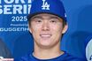ドジャース・山本由伸が“巨大ビルボード前”で記念撮影＆7900万円高級時計も公開！レイカーズ・八村塁との交流も