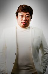 容疑者5：財津隆也。美容整形外科医。かなりの資産家で日本の美容整形外科の第一人者。(c)テレビ東京