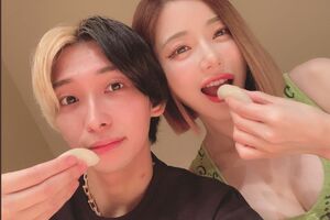 DJSODAとお寿司を食べるヒカル（ヒカルのTwitterより）