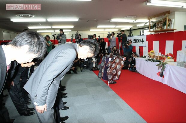 石原プロ新年会の様子（2009年）