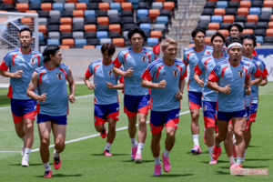 決勝トーナメントに向けて調整する日本代表