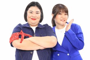 紅しょうが（右・熊元プロレス、左・稲田美紀）