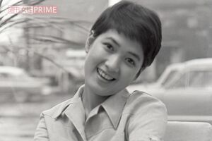 1964年に歌手として芸能界デビューした、16歳のいしだあゆみさん。少しふっくらした健康的な美人だった