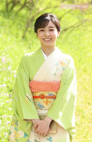 2025年4月22日に催された「園遊会」で、うぐいす色の着物に身を包まれた佳子さま