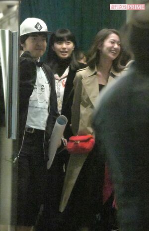 ドラマ『東京タラレバ娘』声の出演だった加藤諒（左）も打ち上げに参加、榮倉奈々や大島優子と一緒に