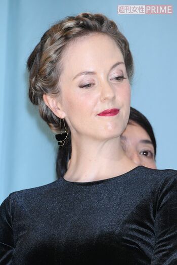 朝ドラ『マッサン』後の主演でコケてしまったシャーロット・ケイト・フォックス