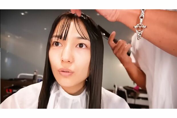 前髪解説動画は、公開から2か月以上が経過しても再生回数を伸ばしている（川口春奈のYouTubeより）