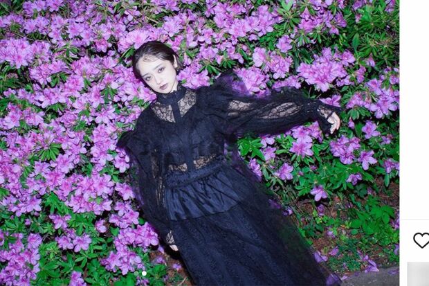 別居報道当日に桑島智輝氏が投稿した安達の作品（公式インスタグラムより）